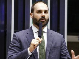 Relator vota para arquivar processo de cassação de Eduardo Bolsonaro