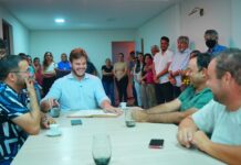 Emerson Cabral toma posse como novo presidente da AMDE em Campina Grande