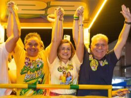 Efraim mostra força no Cariri e reúne uma das maiores carreatas da campanha