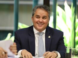 Efraim lidera Ranking dos Políticos ocupando o 1º lugar no Congresso Nacional