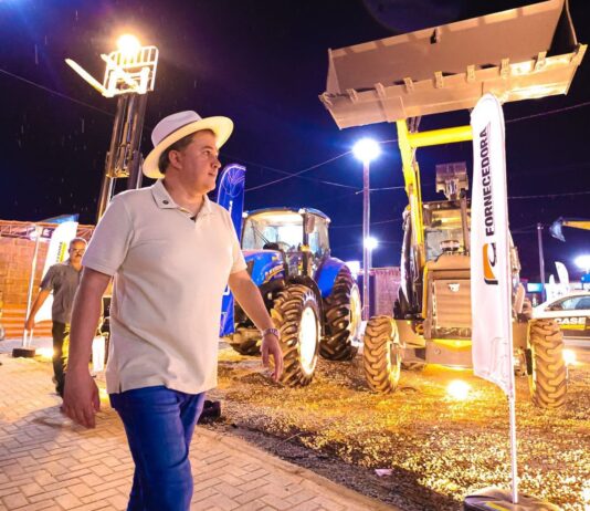 Na Expo Sousa, Efraim defende o agro como motor do desenvolvimento da Paraíba