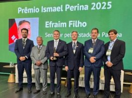 Efraim recebe prêmio nacional por atuar em defesa do agronegócio e do produtor rural brasileiro