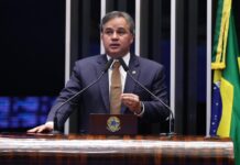 Remédios mais baratos: projeto de Efraim vira lei e permite farmácia em supermercados