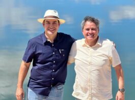 Ao lado do prefeito Segundo Domiciano, senador Efraim inaugura obra de saneamento