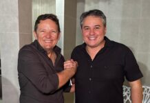 Prefeito de Pombal e lideranças declaram apoio a Efraim na pré-candidatura ao governo da Paraíba