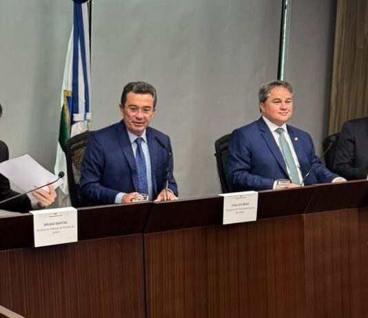 Efraim em evento no TCU: “A falta de transparência é um veneno que corrói a credibilidade das nossas instituições”