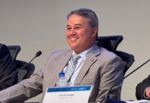 Efraim Filho participa de Seminário da CNI e debate agenda legislativa para 2025