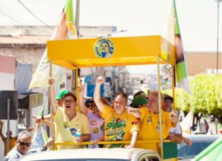 Efraim reúne multidão na primeira carreata do Vale do Piancó e afirma: “O interior quer mudança”