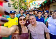 Campina Grande abraça Efraim durante abertura da programação junina da Vila do Artesão