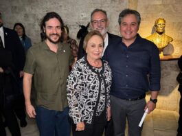 ‘Ronaldo é saudade que ultrapassa gerações’, diz Efraim no lançamento do curta em homenagem ao poeta