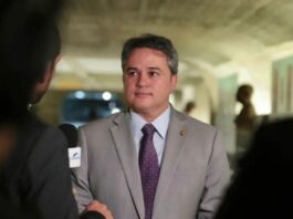 Senador Efraim Filho participa de ciclo de debates sobre reforma tributária na CACB