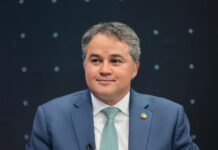 Efraim parabeniza UFCG por liderar ranking de pedidos de patentes por invenção