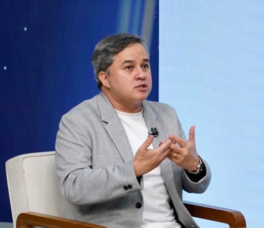 Efraim relembra que maior emenda de saúde da história do estado foi sua e viabilizou construção do Hospital Metropolitano