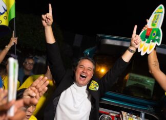 Efraim se destaca no debate com novas propostas para o Sertão paraibano