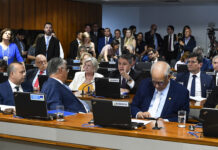 Comissão do Senado aprova projeto que prorroga desoneração da folha