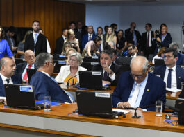 Comissão do Senado aprova projeto que prorroga desoneração da folha