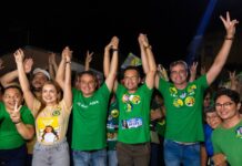 Multidão toma as ruas de Itapororoca, e Efraim diz que “a pesquisa da rua” aponta para o segundo turno