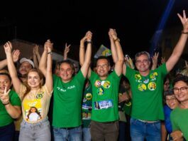 Multidão toma as ruas de Itapororoca, e Efraim diz que “a pesquisa da rua” aponta para o segundo turno