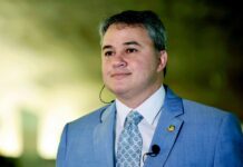 Efraim Filho reafirma defesa do parcelamento sem juros: “esse mecanismo é importante para o consumidor”