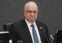 Fachin tira relatoria de Mendonça e assume processo sobre Moraes-Vorcaro