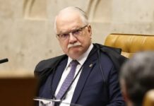 Fachin suspende decisão de Mendonça e autoriza retorno de chefe da PF ao cargo