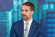 Eduardo Leite projeta 2026 e diz que Tarcísio deve ‘deixar o bolsonarismo e vir mais ao centro’