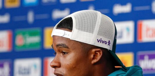 Endrick cita papo com veteranos e confiança em Ancelotti: “iluminado”