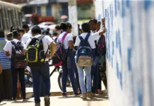Câmara aprova auxílio para alunos de baixa renda do ensino médio