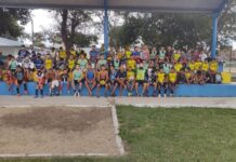 Escolinha de Futebol da Vila Olímpica Plínio Lemos ensina fundamentos do esporte