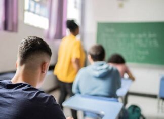 Mais de um terço dos professores não sabe o básico para dar aulas