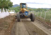 Prefeitura de Campina Grande realiza limpeza de estradas e corte de terra em comunidades rurais