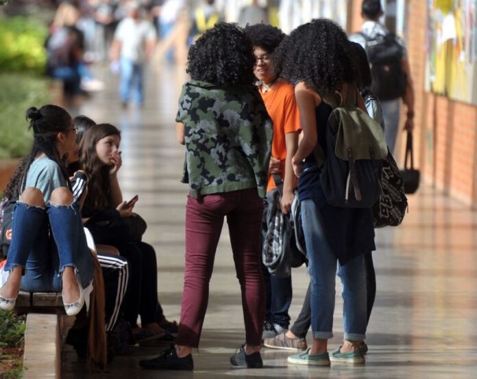 estbvvmvhbvkdkhgaldjbvjfvhfkjhdbfhgchysmcgccyvdffg