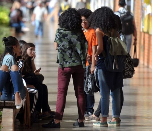 Enem terá inscrição automática para alunos do 3º ano da rede pública