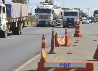 PRF: quase 44% das mortes nas estradas envolvem veículos de carga