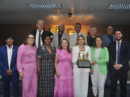 Primeira-Dama do Estado recebeu a Cidadania Campinense pela dedicação Social e Cultural