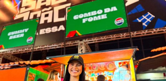 Transmissão dos jogos do Brasil no Parque do Povo eleva expectativa de comerciantes durante O Maior São João do Mundo