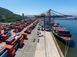 Balança comercial registra superávit na 3° semana de fevereiro