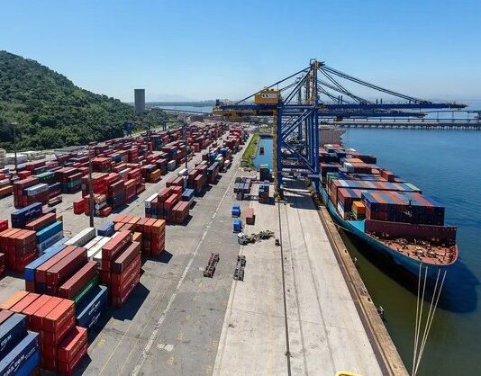 Governo se pronuncia sobre tarifas comerciais aplicadas pelos EUA