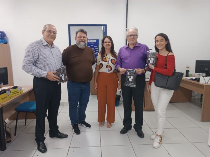 faf062cf9e-cf9c-4c58-930d-035dfa705e45