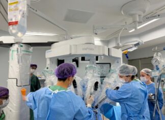 Hospital da FAP assina convênio com a Caixa para aquisição de uma das maiores plataformas de cirurgia robótica do mundo