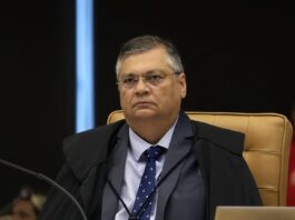Flávio Dino determina reintegração de Andrei Rodrigues no comando da PF