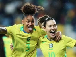 Seleção feminina fecha 2025 com goleada de 5 a 0 sobre Portugal
