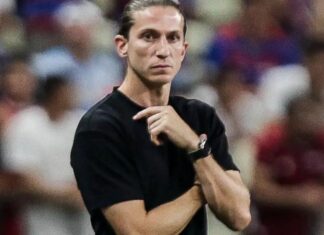 Ex-flamengo, Filipe Luís é apresentado no Monaco