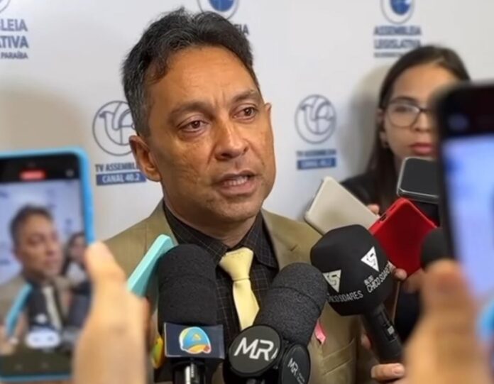 fr957ac970-076d-4300-8774-72057c3c8f7b