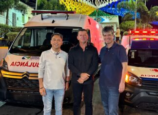 Deputado Fábio Ramalho comemora conquista de ambulâncias para Serra Redonda