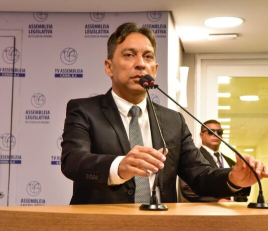 Após quase um ano na Chefia de Gabinete da PMCG, Fábio Ramalho retorna ao mandato na Assembleia Legislativa