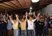 Fábio Ramalho recebe abraço das mães em Campina e reencontra aliados de caminhada construída em Pocinhos