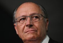 Geraldo Alckmin é levado às pressas a hospital de Brasília após mal-estar