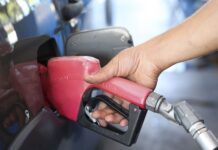 Gasolina comum segue a partir de R$ 6,18 em João Pessoa