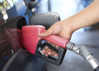 Gasolina comum segue a partir de R$ 6,18 em João Pessoa